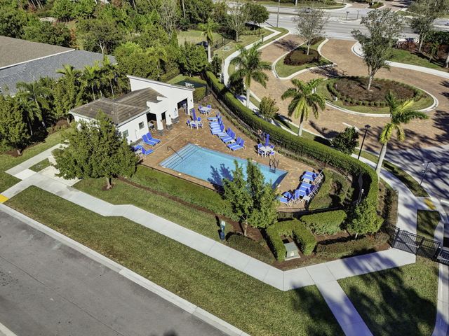 6607 Pointe Of Woods Drive, West Palm Beach, FL 33415