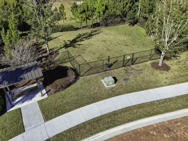 6607 Pointe Of Woods Drive, West Palm Beach, FL 33415