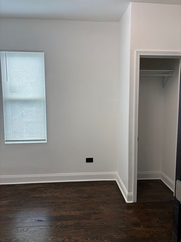 7326 S Woodlawn Avenue 2, Chicago, IL 60619