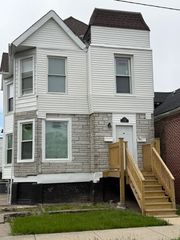 7326 S Woodlawn Avenue 2, Chicago, IL 60619