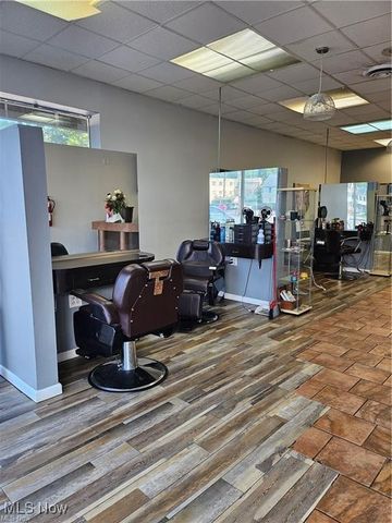 2139 Noble Road, Cleveland, OH 44112