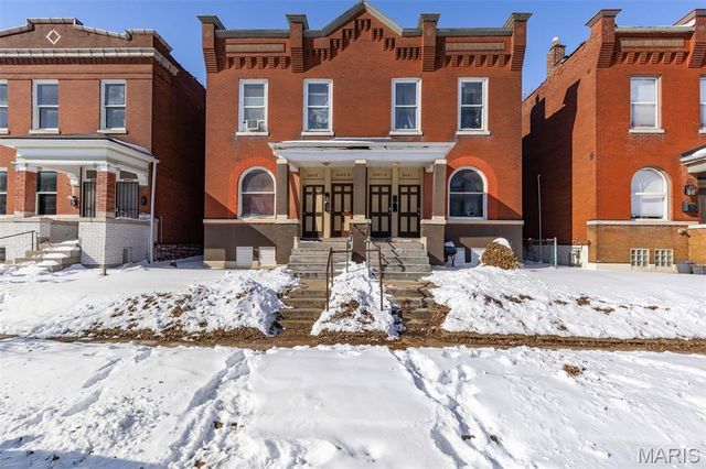 3441 Iowa Avenue, St Louis, MO 63118