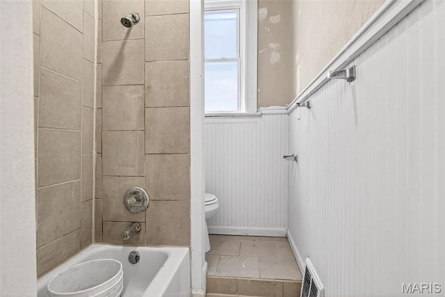 3441 Iowa Avenue, St Louis, MO 63118