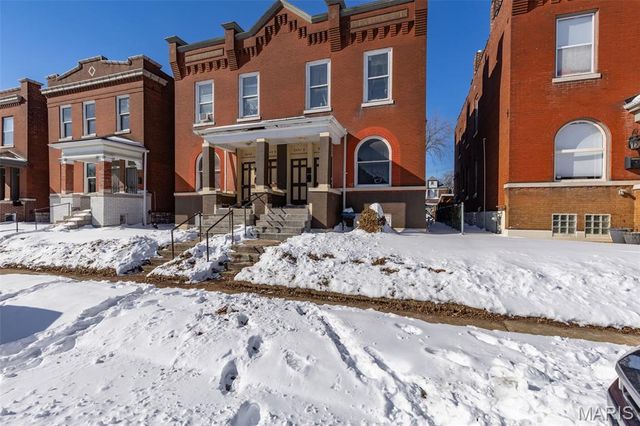 3441 Iowa Avenue, St Louis, MO 63118