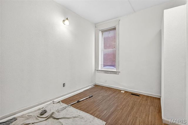 3441 Iowa Avenue, St Louis, MO 63118