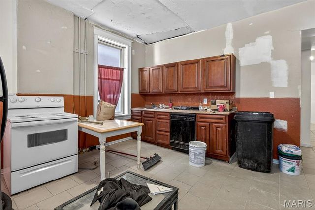 3441 Iowa Avenue, St Louis, MO 63118