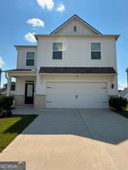 7481 Hawk Tail Way, Fairburn, GA 30213