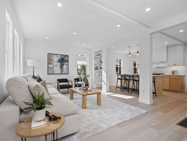 23 Winter Street 23, Medford, MA 02155