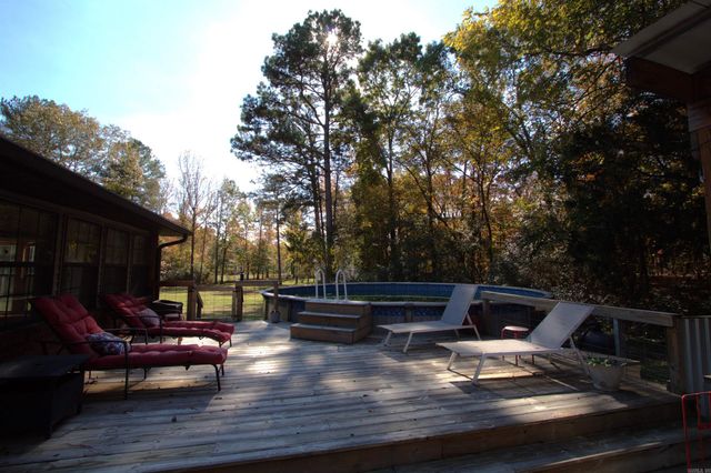 4000 Bluebird Ln, Little Rock, AR 72210