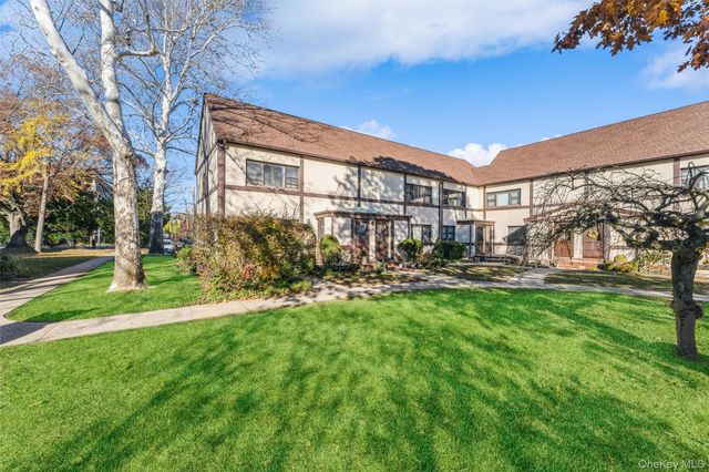 123 15th Street A-1, Garden City, NY 11530