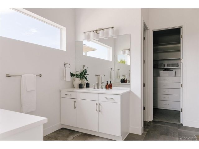 9999 E 59th North Pl, Denver, CO 80238