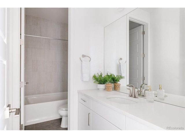 9999 E 59th North Pl, Denver, CO 80238
