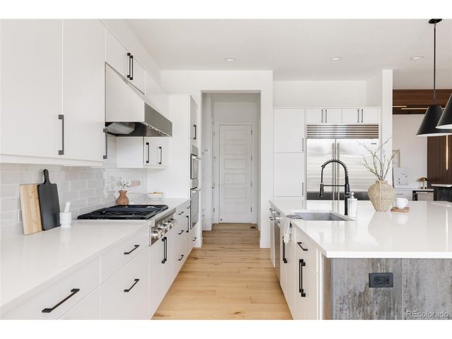 9999 E 59th North Pl, Denver, CO 80238