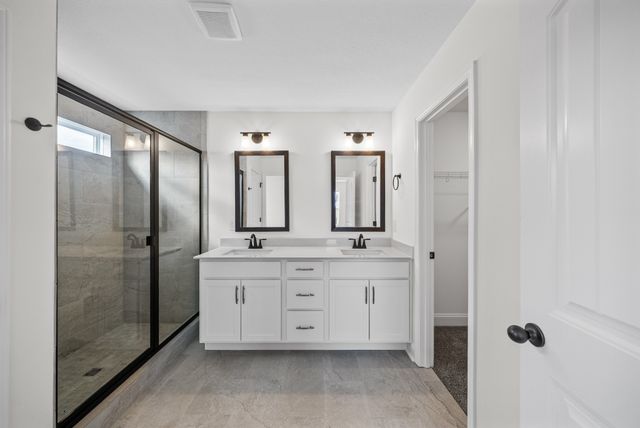 744 Banister Drive, Clarksville, TN 37042