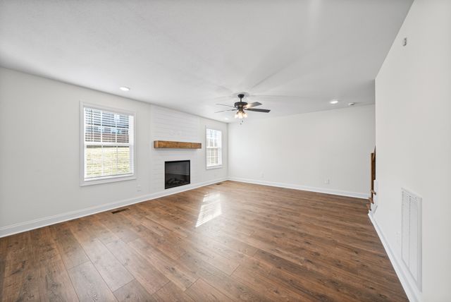 744 Banister Drive, Clarksville, TN 37042