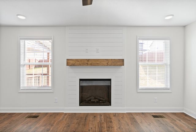 744 Banister Drive, Clarksville, TN 37042