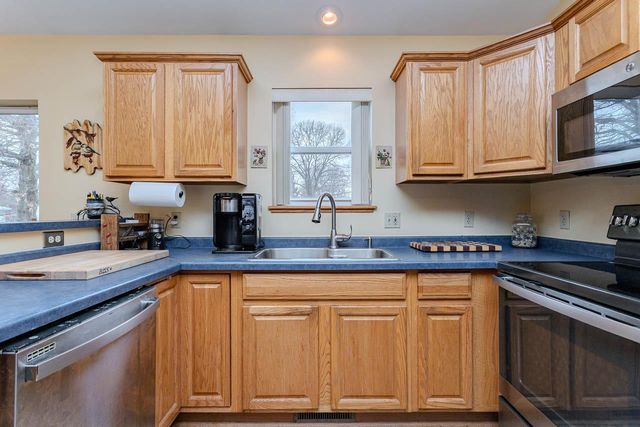 210 PEGGY LANE, Rothschild, WI 54474