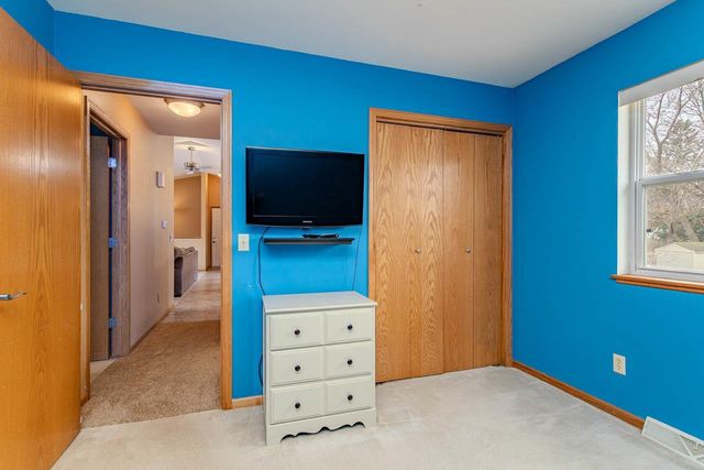 210 PEGGY LANE, Rothschild, WI 54474