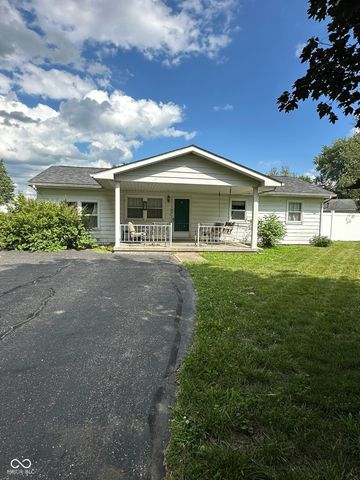 261 Woodlane Drive, Columbus, IN 47201