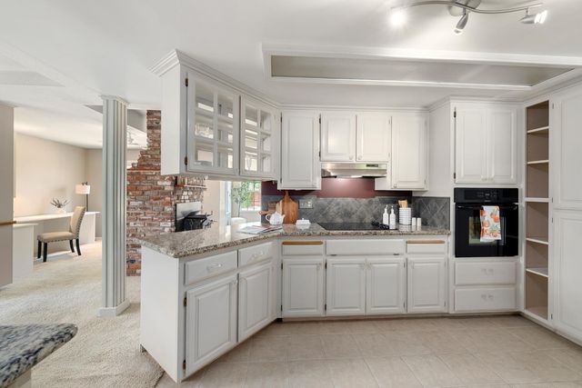 4855 Whitney Blvd, Rocklin, CA 95677
