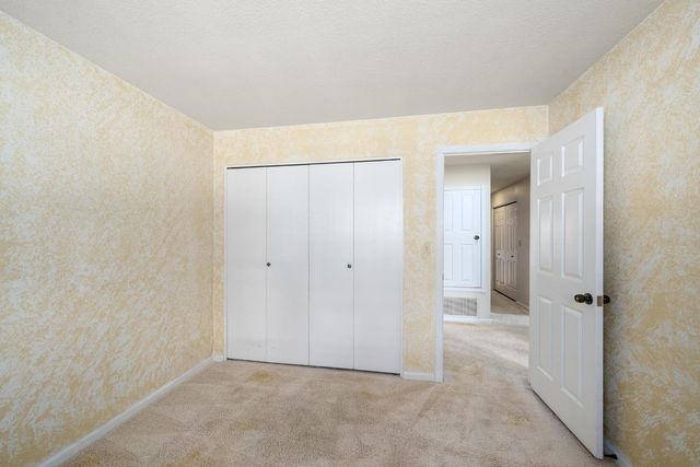 4855 Whitney Blvd, Rocklin, CA 95677