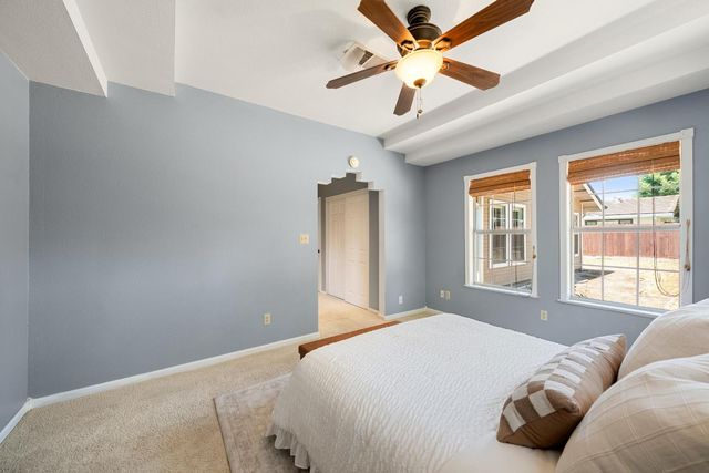 4855 Whitney Blvd, Rocklin, CA 95677