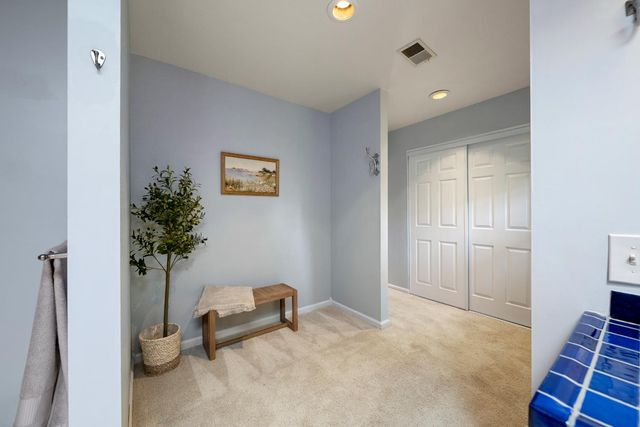 4855 Whitney Blvd, Rocklin, CA 95677