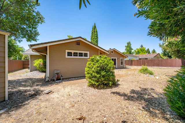 4855 Whitney Blvd, Rocklin, CA 95677