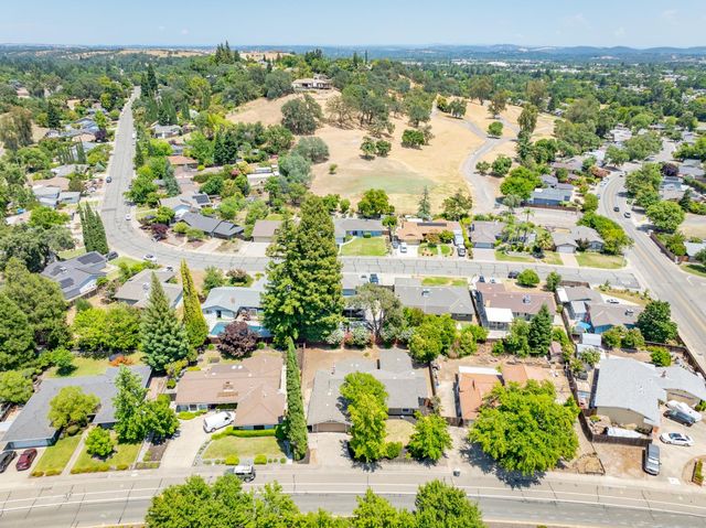4855 Whitney Blvd, Rocklin, CA 95677