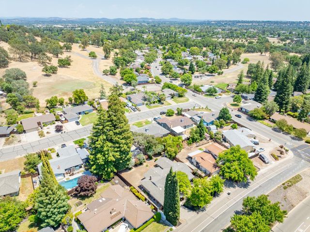 4855 Whitney Blvd, Rocklin, CA 95677