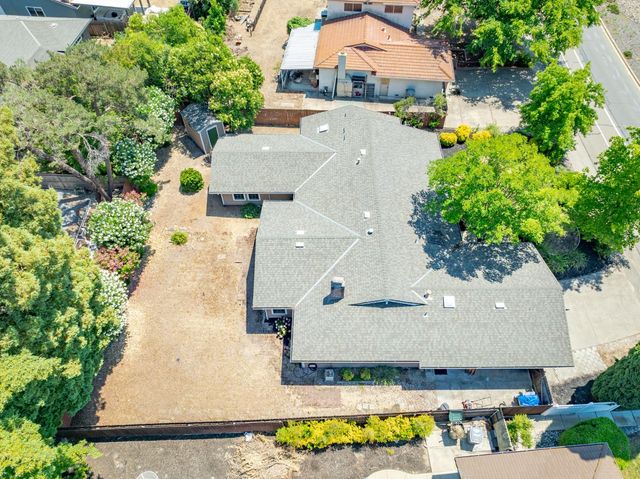 4855 Whitney Blvd, Rocklin, CA 95677