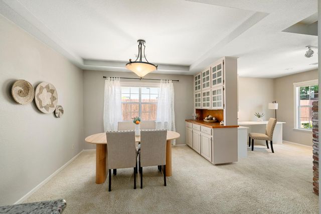 4855 Whitney Blvd, Rocklin, CA 95677