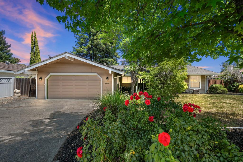 4855 Whitney Blvd, Rocklin, CA 95677