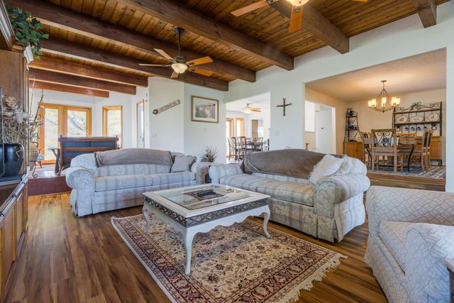 11804 Modesto Avenue NE, Albuquerque, NM 87122