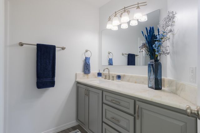 11804 Modesto Avenue NE, Albuquerque, NM 87122
