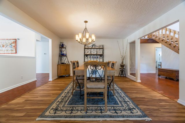11804 Modesto Avenue NE, Albuquerque, NM 87122