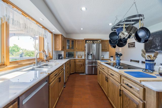 11804 Modesto Avenue NE, Albuquerque, NM 87122