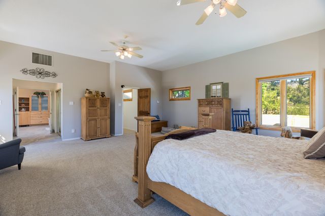 11804 Modesto Avenue NE, Albuquerque, NM 87122