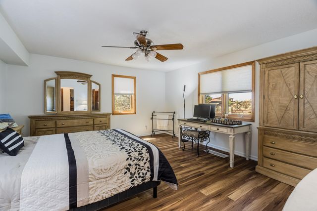 11804 Modesto Avenue NE, Albuquerque, NM 87122