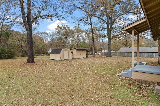 204 S Holly St, Ore City, TX 75683