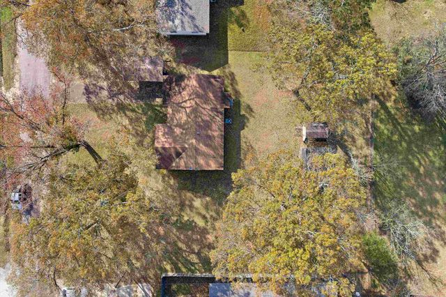 204 S Holly St, Ore City, TX 75683