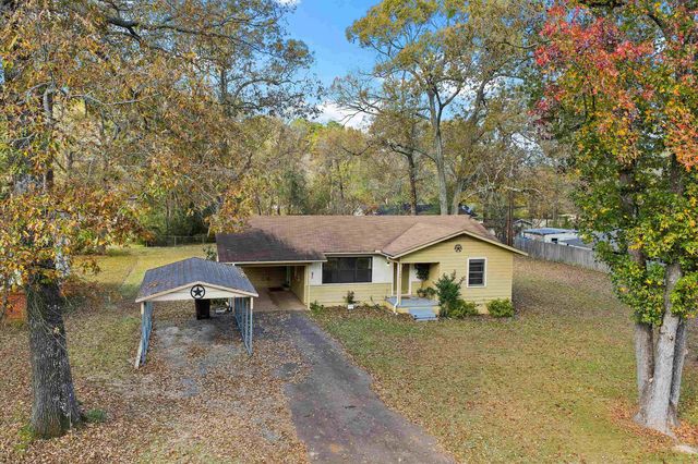 204 S Holly St, Ore City, TX 75683