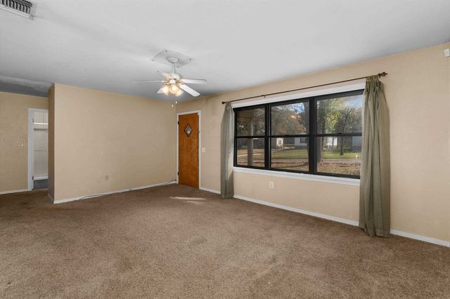 204 S Holly St, Ore City, TX 75683