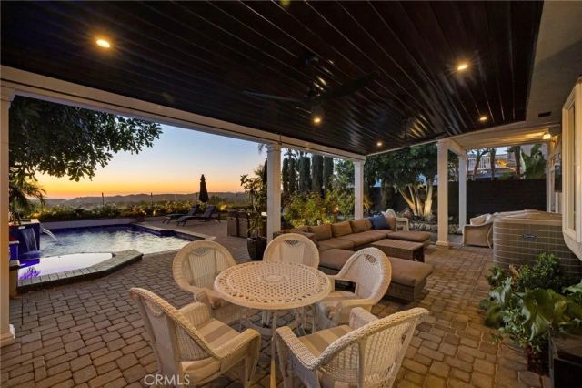 21911 Via Del Lago, Trabuco Canyon, CA 92679