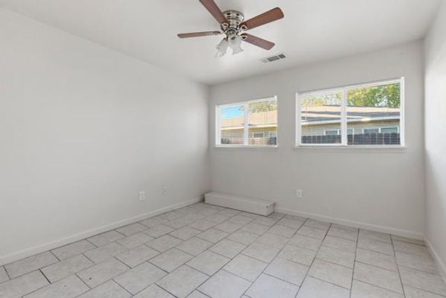 539 W lowell Ave, Tracy, CA 95376