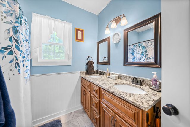 381 Tummins Rd, Mc Ewen, TN 37101