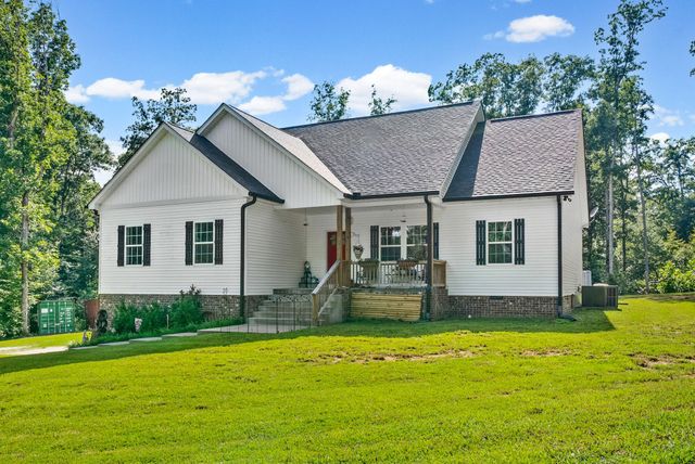 381 Tummins Rd, Mc Ewen, TN 37101