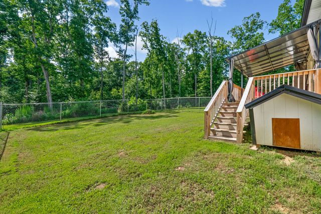 381 Tummins Rd, Mc Ewen, TN 37101