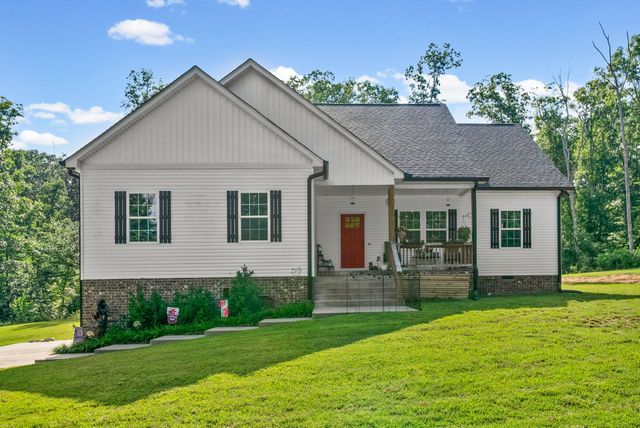 381 Tummins Rd, Mc Ewen, TN 37101