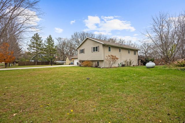 7437 Sandhill Terrace NE, Carlos, MN 56319